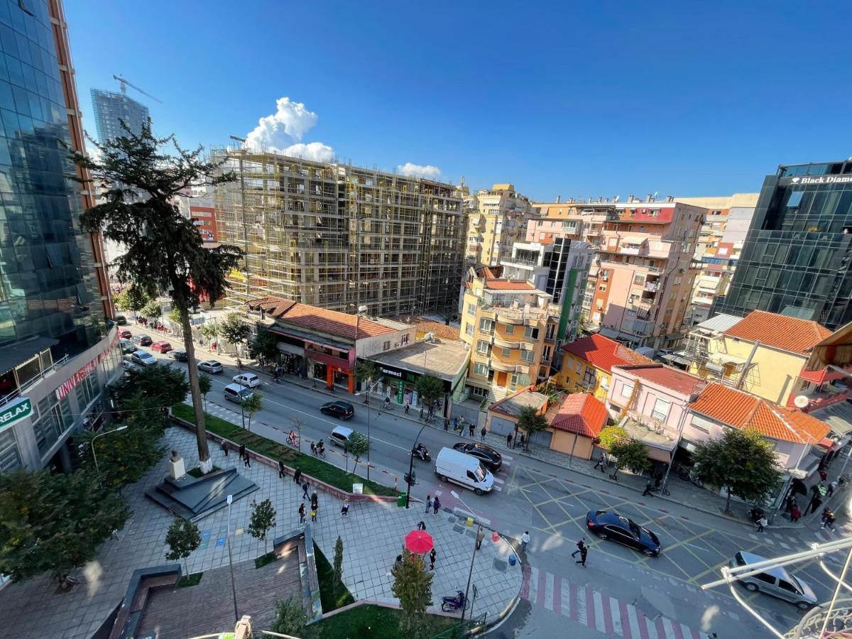 Comfort Apartment In City Center Tirana Extérieur photo